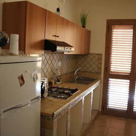 Con Terrazza Vista Mare Apartment *